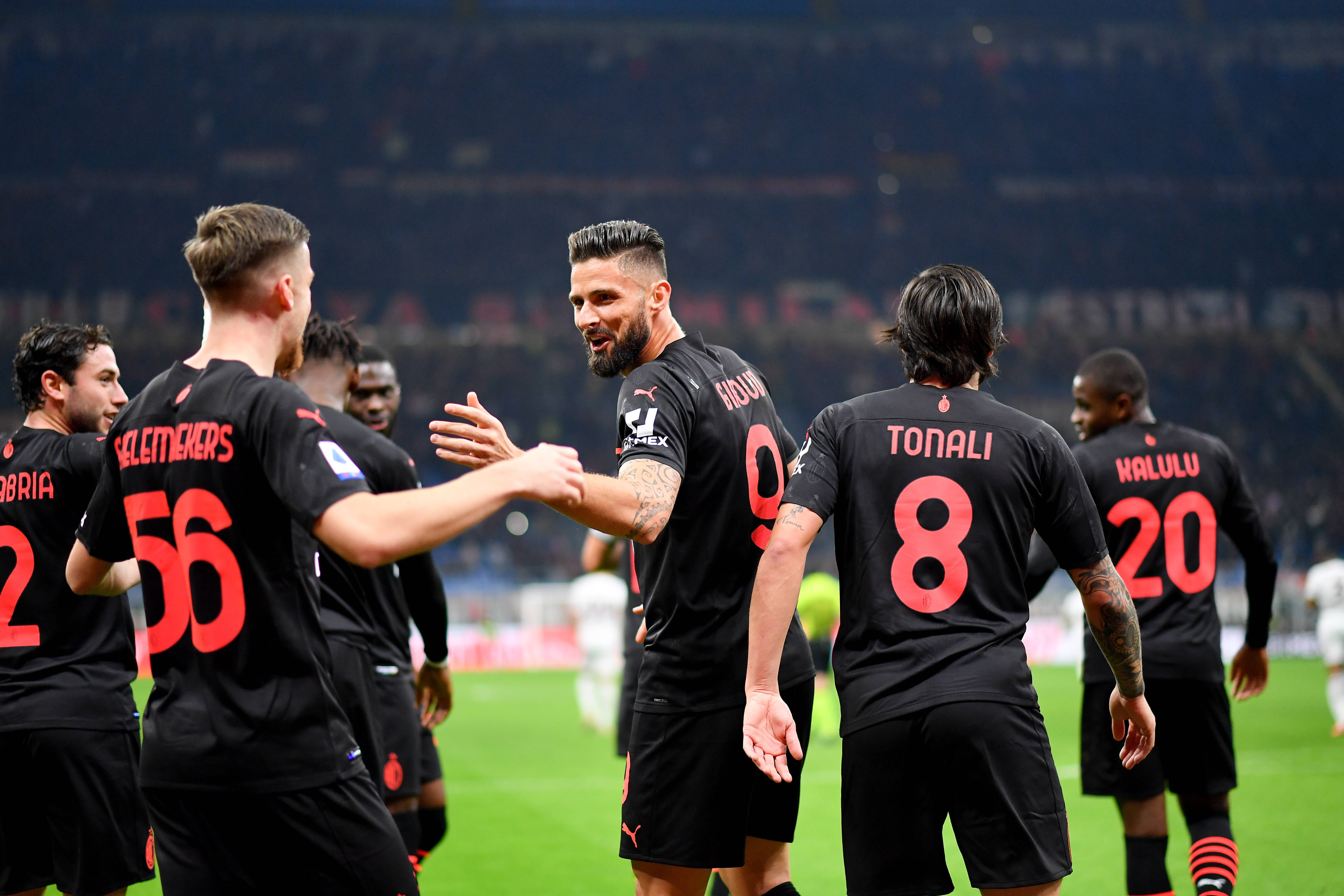 意媒：因机场跑道结冰，尤文全队与远征球迷被困挪威（意媒称挪威机场跑道结冰致尤文全队与远征球迷滞留）