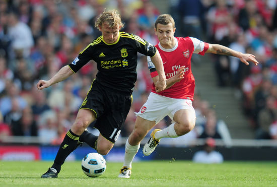 足球曝英超巨星考虑加盟沙特联赛，工资惊人（曝英超巨星考虑赴沙特联，高薪待遇引关注）