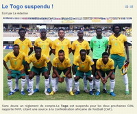 怒了！江苏发球稀烂快攻全无，0-3脆败天津，球迷：不如拼小将（江苏发球失准快攻乏力，0-3不敌天津，球迷建议大胆启用小将）