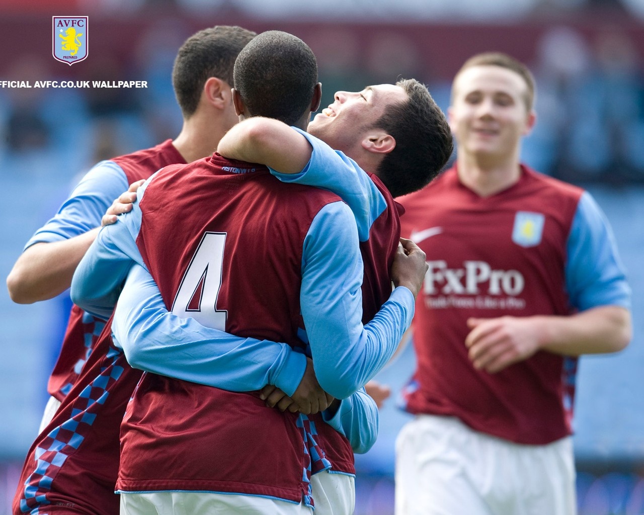 League Awards颁奖：Chovy年度最佳选手，Tarzan LPL最佳