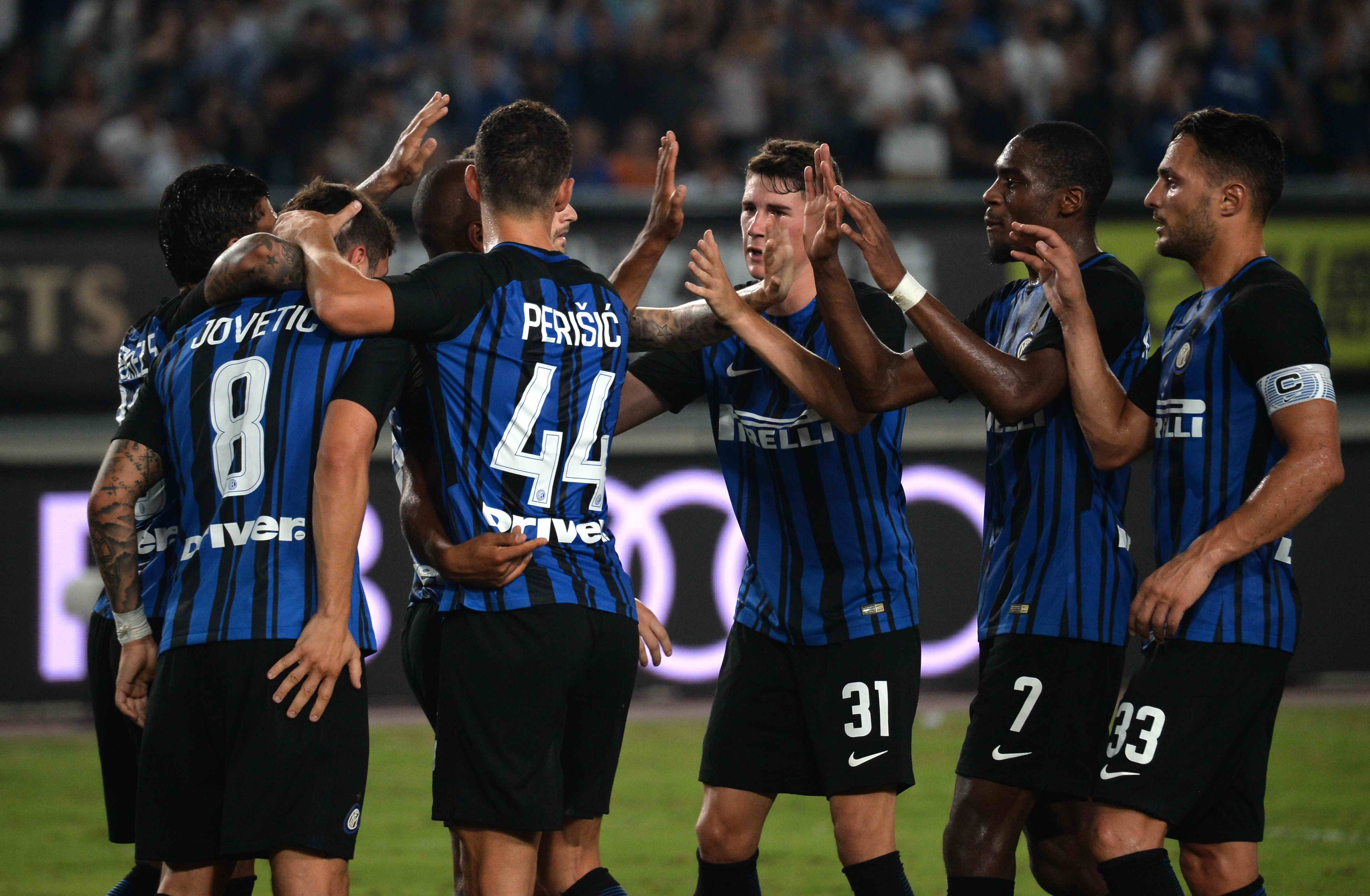 泰山近10个联赛主场保持不败，超越2023赛季的连续9场不败（泰山联赛主场10场不败，超越2023赛季9场纪录）