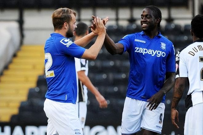 女子篮球联赛赛季最佳球员候选（女篮联赛本赛季最佳球员提名名单）