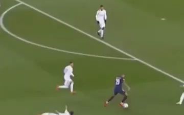 剑南春丨多特3-3斯图加特，昂达夫补时绝平+戴帽，埃姆雷-詹点射