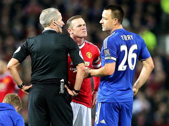 2025年度德甲积分榜：拜仁34场仅1负遥遥领先，勒沃库森第二（2025德甲榜单：拜仁34轮仅负一场高居榜首，勒沃库森位列第二）