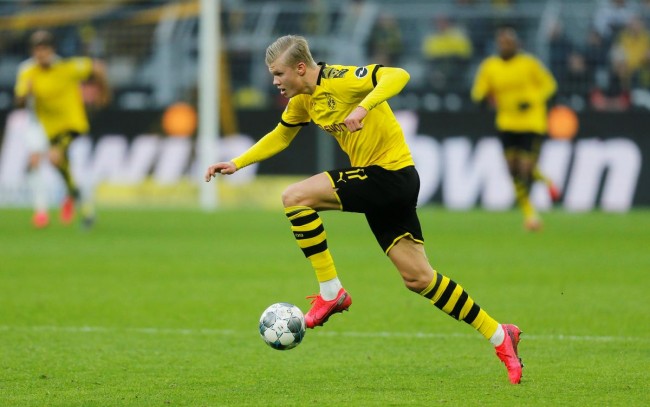 每体：梅西23年1月联系哈维说想回巴萨，4月被告知西甲不批准（每体：梅西2023年1月向哈维表达回归意愿，4月被告知西甲不予批准）