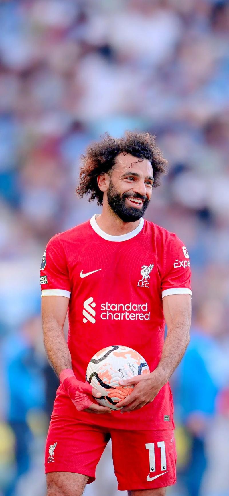 阿森纳3-1拜仁破其不败金身，马杜埃凯首球诺伊尔失误送礼（阿森纳3-1击退拜仁终结不败，马杜埃凯斩首球诺伊尔失误送大礼）