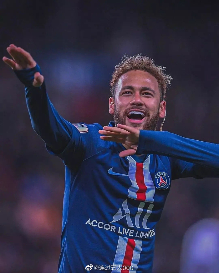 官方：法国国家队补招尤文图斯中场凯夫伦-图拉姆