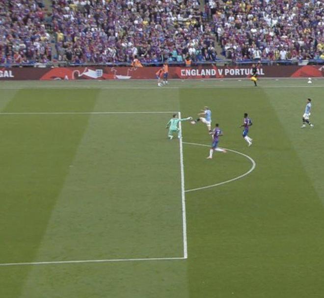 海登海姆2-1逆转弗赖堡，席默尔、迈因卡破门（海登海姆2比1上演逆转击败弗赖堡，席默尔与迈因卡建功）