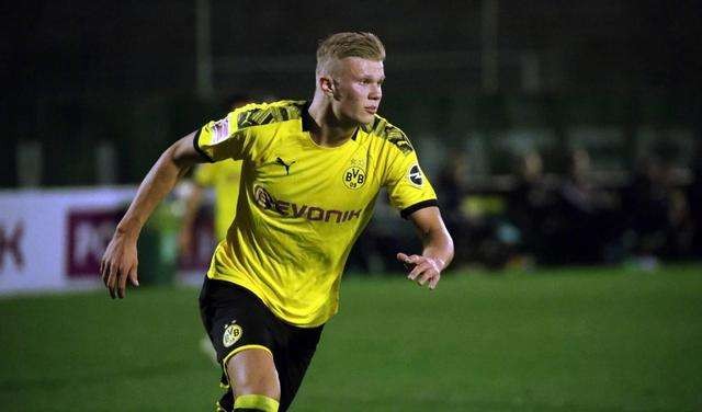 孙颖莎真比谷爱凌、郑钦文差吗？3种伟大！撕掉标签，孙颖莎的软肋真是弱点吗？（撕掉标签：孙颖莎真不如谷爱凌、郑钦文？三重伟大证明她的软肋不是短板）