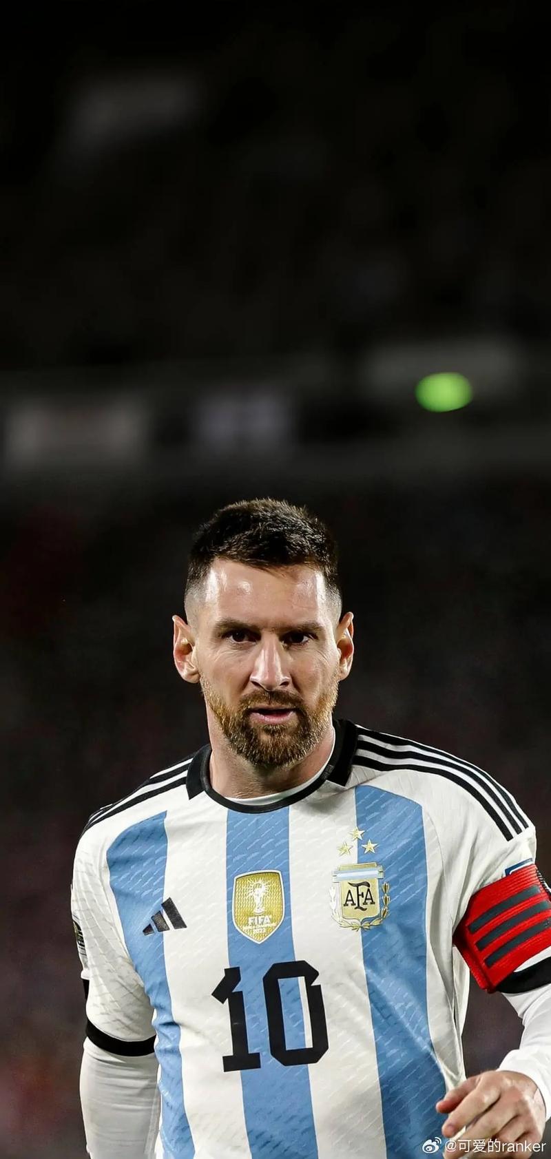 雷霆以132比111大胜独行侠，亚历山大高效砍下33分，延续14连胜。